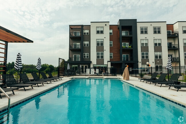 Building Photo - Tennessen Flats