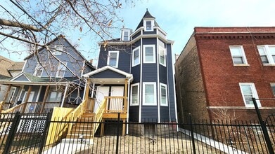 Building Photo - 605 N Latrobe Ave Building Photo - 605 N Latrobe Ave