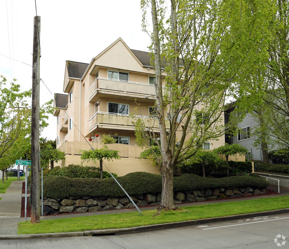 Foto del edificio - 5501 32nd Ave NW
