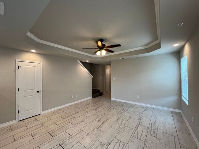 Foto del edificio - 6310 Luglio Ln