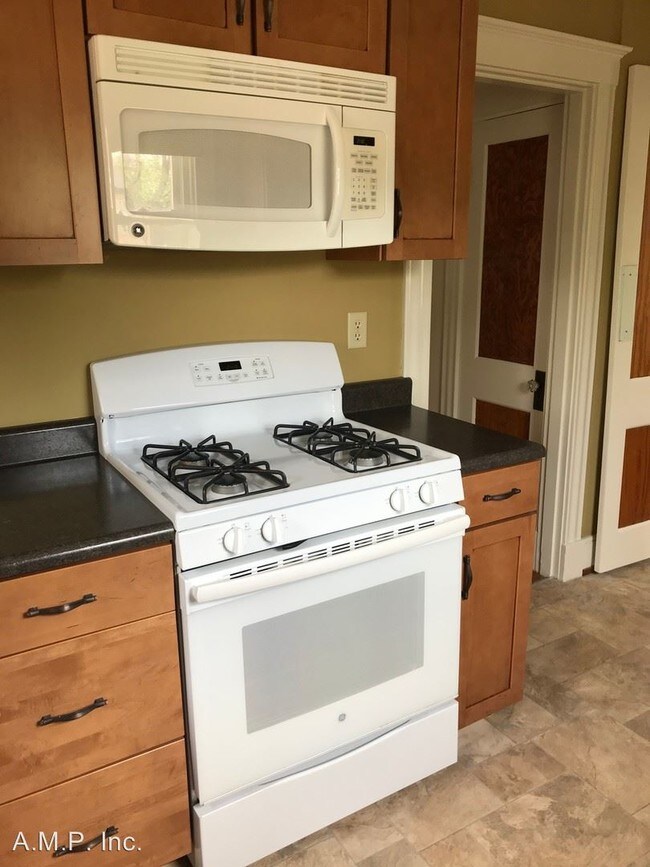 Foto del edificio - 3827 Millsbrae Ave