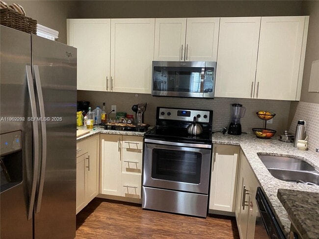 Building Photo - 3209 Gold Ln