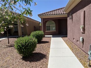 Building Photo - 7437 Ravines Ave