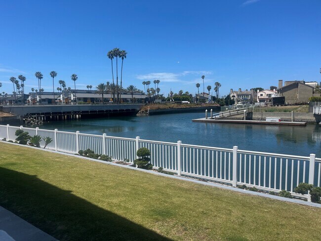 Building Photo - 2531 Monaco Dr