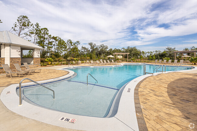 Piscina - Bridge Harbor Townhomes