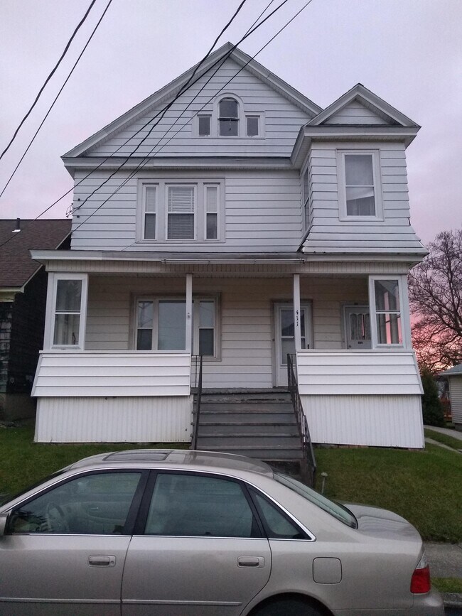 Foto del edificio - 409 Vrooman Ave