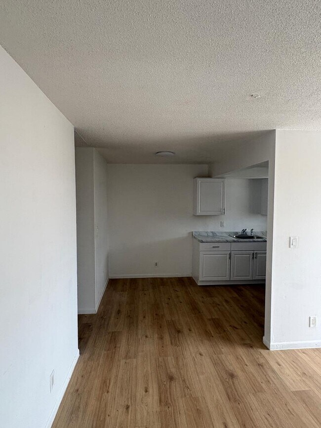 Foto del edificio - 1406 Barton Rd