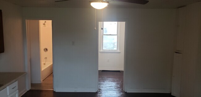 Kitchen - 3985 E 66th St