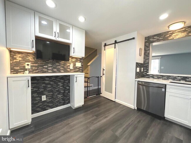 Foto del edificio - 9405 Chippenham Dr