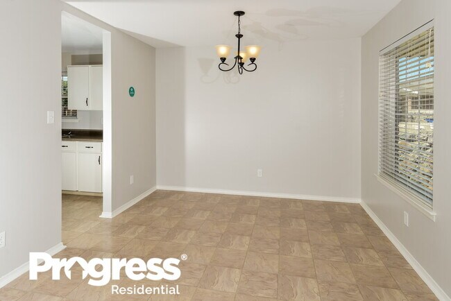 Building Photo - 4778 Loma Del Rey Cir