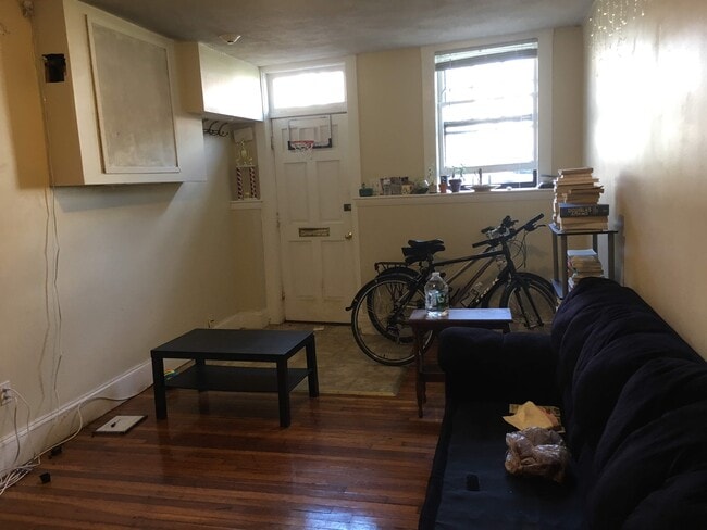 Photo - 110 Lanark Rd Apartment