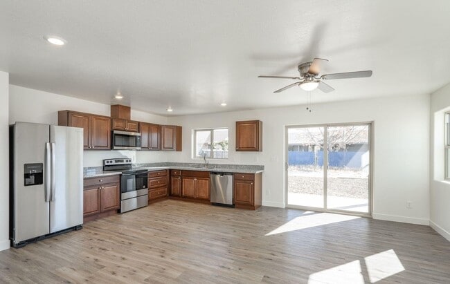 Foto del edificio - 7565 E Addis Ave