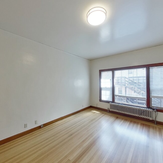 Foto del edificio - 2644 Dwight Way