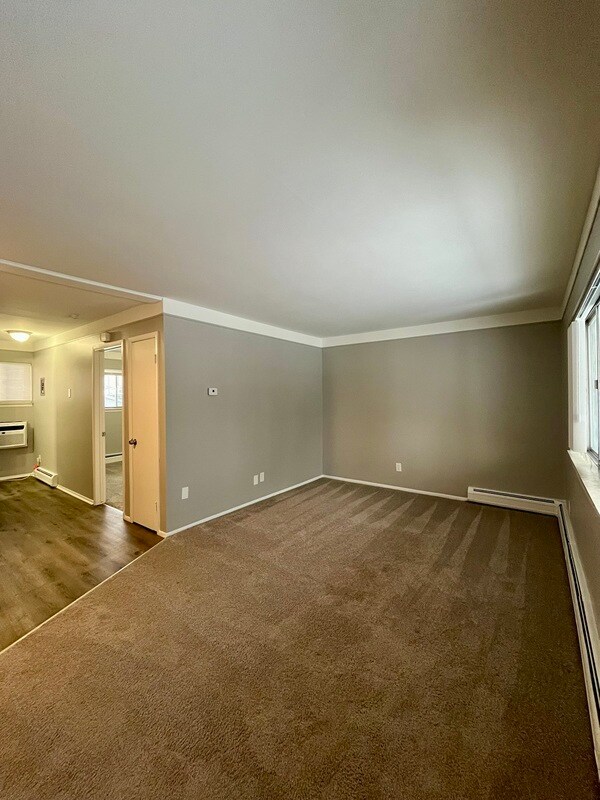 Building Photo - 2444 2nd St