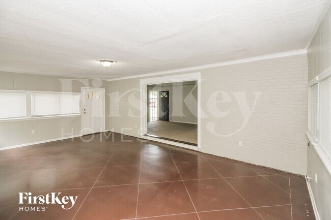 Foto del edificio - 4307 Kimball Ave