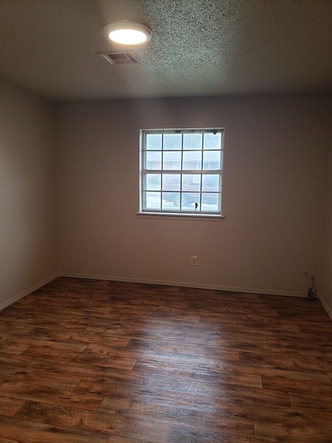 830 Crestview Ave, Ada, OK 74820 House Rental in Ada, OK