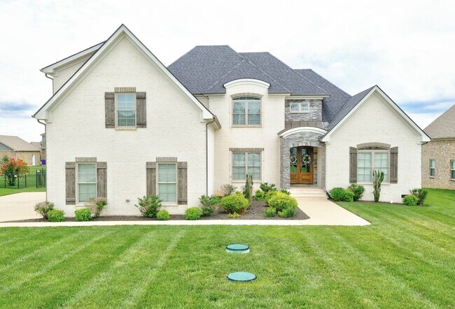 Foto del edificio - Luxury Home For Rent