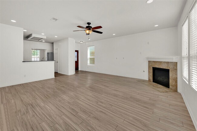 Foto del edificio - 19739 Atherton Bend Ln