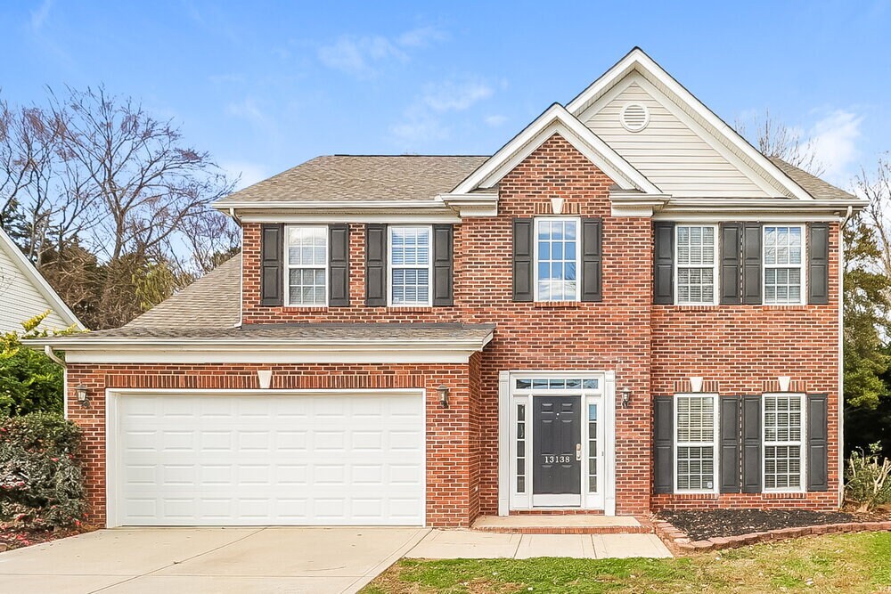 Foto principal - 13138 Planters Row Dr