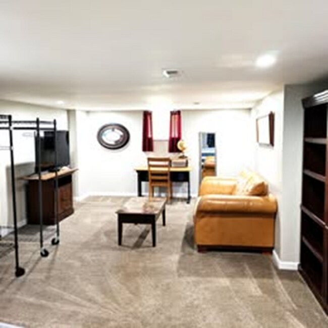 Foto del edificio - 5954 Stone Ave