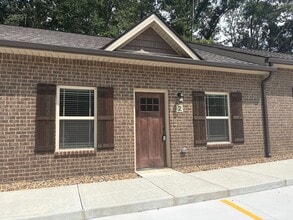 Building Photo - 513 Westend Cir