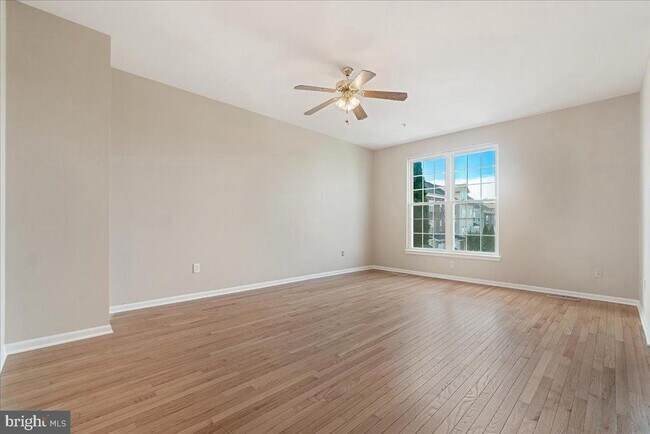 Building Photo - 5403 Upper Mill Terrace S