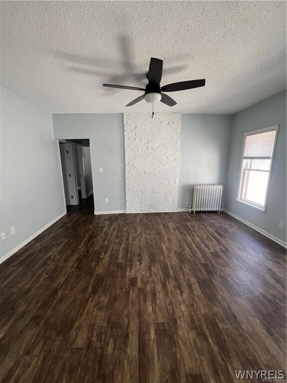 Foto del edificio - 146 Wallace Ave