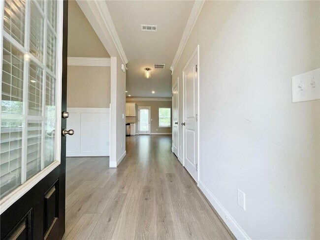 Foto del edificio - 5119 Aylesbury Ct