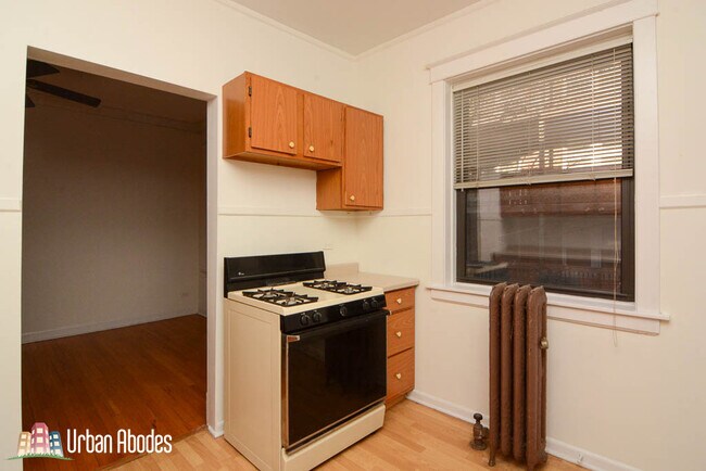 Foto del edificio - 4900 N Magnolia Ave