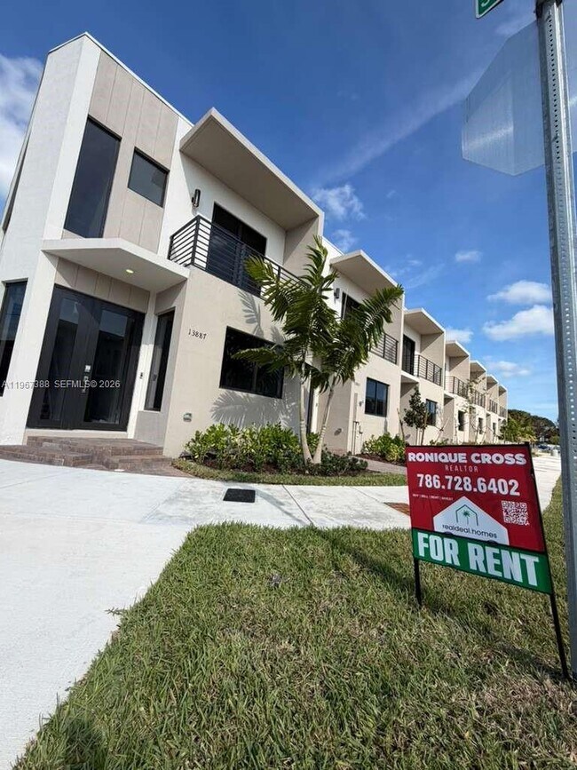 Foto del edificio - 13888 SW 261st Terrace