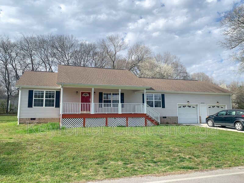 Primary Photo - 8001 Hale Rd