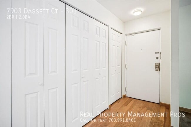 Building Photo - 7903 Dassett Ct