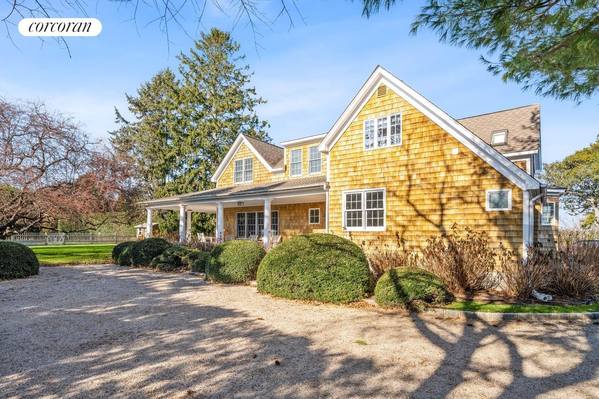 Foto principal - 215 Windmill Ln