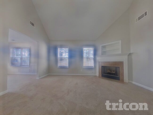 Building Photo - 806 Tucker Trail