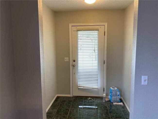 Foto del edificio - 2911 Beech Ave