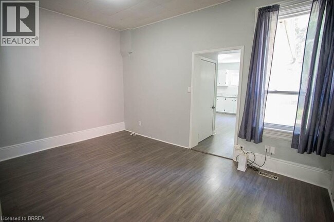 Photo du bâtiment - 167 Nelson St