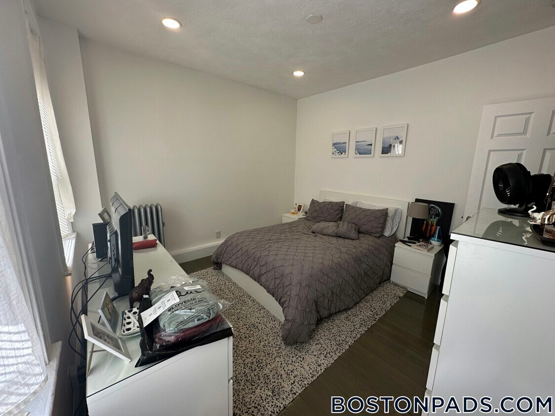 Foto principal - 111 Park Dr