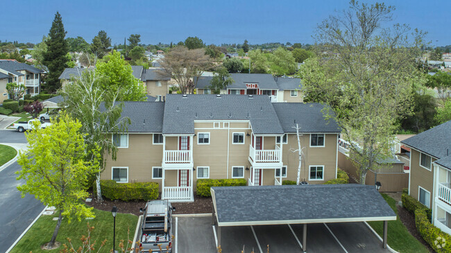 Ideal Paso Robles location - Alder Creek Apartments