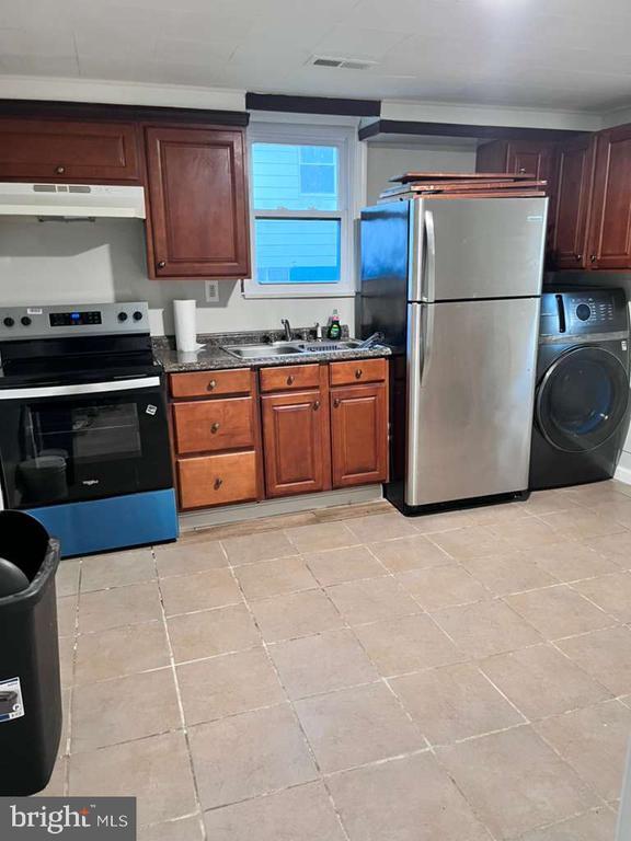 Foto del edificio - 5949 Baltimore St