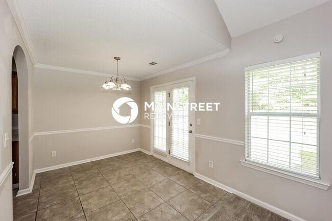Building Photo - 3 Bedroom Pet-Friendly Home in Jonesboro, GA with Main Street Renewal