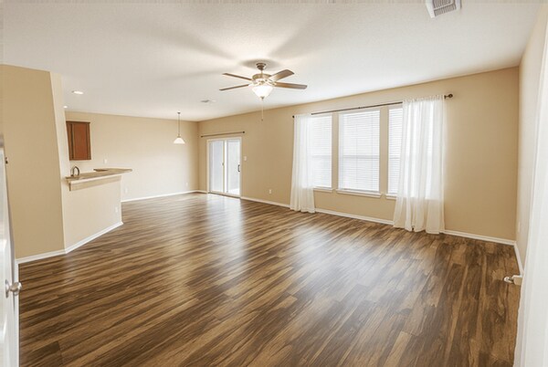 Building Photo - 9838 Twinbear Creek