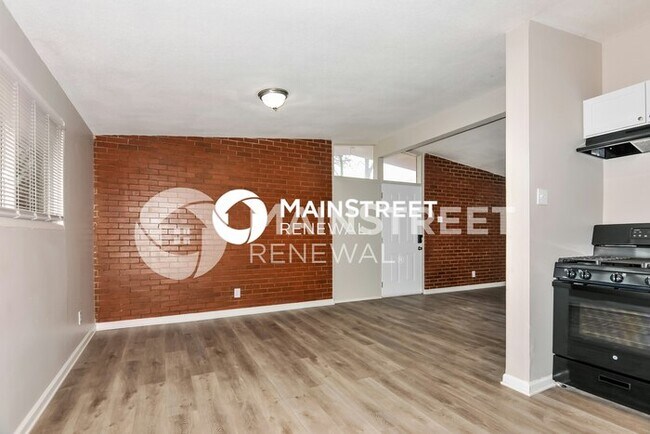 Foto del edificio - 3 Bedroom Pet-Friendly Home in St. Louis, ...