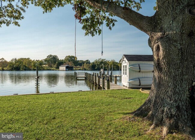 Foto del edificio - 44361 Hodges Ct