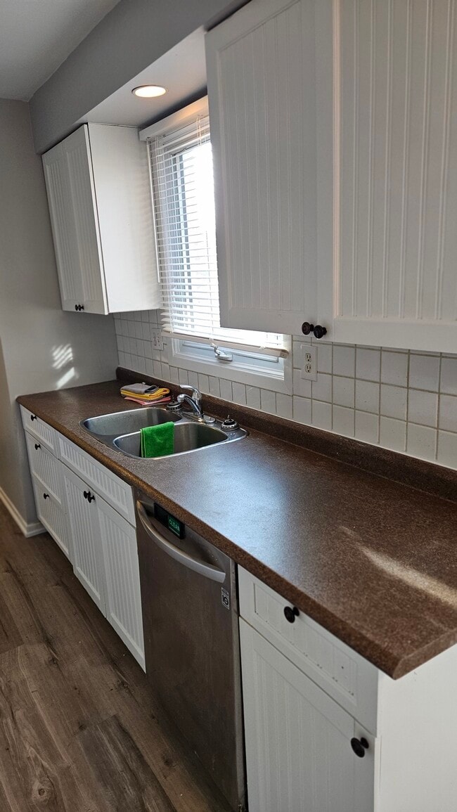 Photo du bâtiment - 142 Guildwood Dr