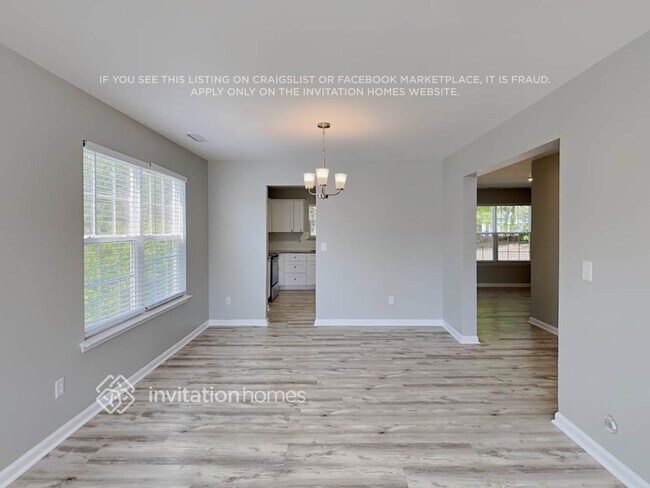 Foto del edificio - 3920 Laurel Glen Dr