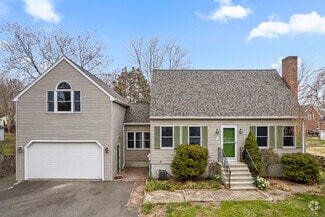 Building Photo - 62 Brookside Ave E