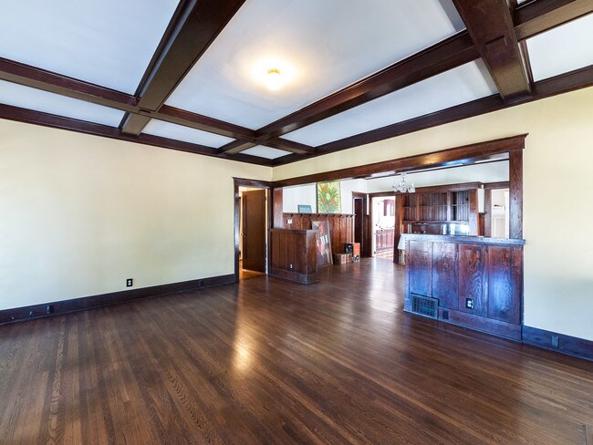 Foto del edificio - 522 E Cypress St