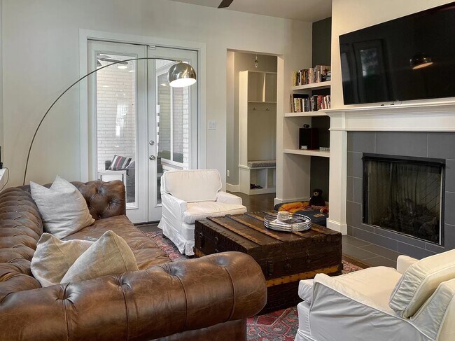 Building Photo - 406 Wimberly St