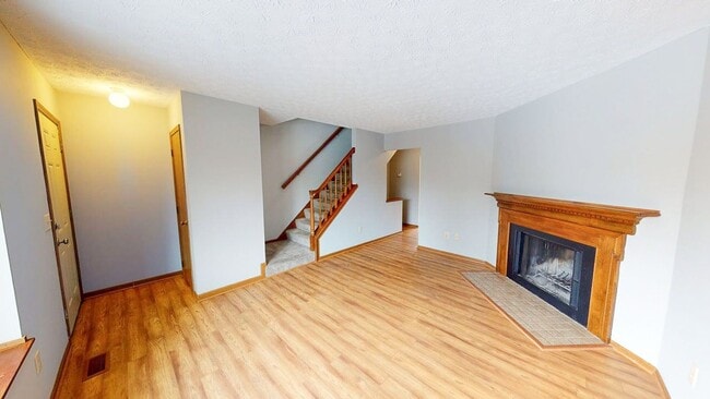 Foto del edificio - 6468 Cranston Way