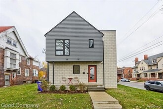 Building Photo - 111 Chandler St